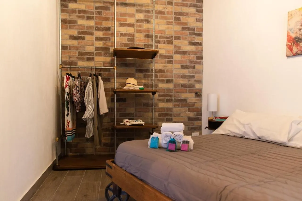 Dolce Apartment In The Historical Center Of Life Palermo