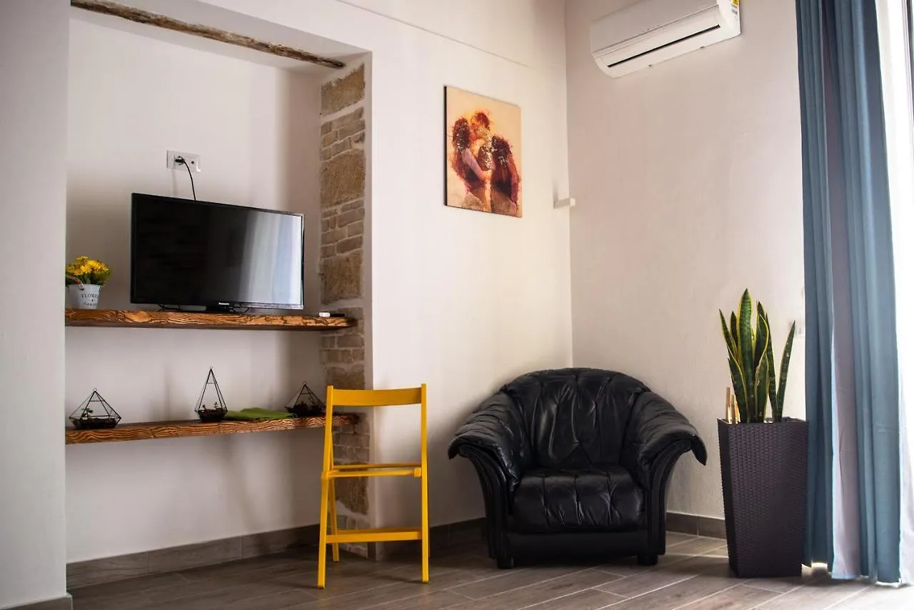Dolce Apartment In The Historical Center Of Life Palermo
