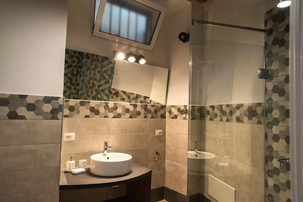 Dolce Apartment In The Historical Center Of Life Palermo Italy
